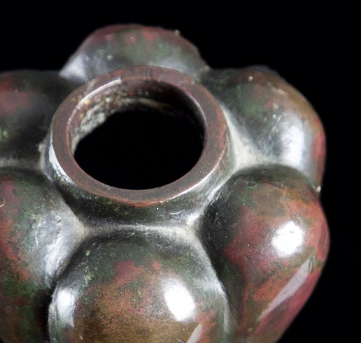 Archaic Bronze Garlic Head Vase garlicmouth-bronze