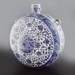 Irish Auction Expects (Hopes) Chinese Flask Sells For A Fortune xuande-flask