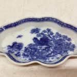 ANTIQUE BLUE & WHITE CHINESE PORCELAIN LOBED PIN DISH QING QIANLONG 18TH CENTURY