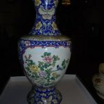 Antique polychrome enamelled Chinese vase - Qing Dynasty Tongzhi Antique polychrome enamelled Chinese vase - Qing Dynasty Tongzhi