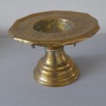 VINTAGE PERSIAN MIDDLE EASTERN BRASS CENSER OR CANDLE HOLDER VINTAGE PERSIAN MIDDLE EASTERN BRASS CENSER OR CANDLE HOLDER