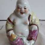 Vintage Chinese Porcelain Famille Rose Laughing Buddha Figurine Vintage Chinese Porcelain Famille Rose Laughing Buddha Figurine