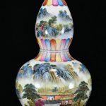14.5" Old Qianlong Year Colour Enamel Porcelain Gold landscape pattern Bottle 14.5" Old Qianlong Year Colour Enamel Porcelain Gold landscape pattern Bottle