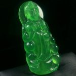 Chinese old Rare jade jadeite hand-carved pendant necklace statue Guanyin A00330 Chinese old Rare jade jadeite hand-carved pendant necklace statue Guanyin A00330