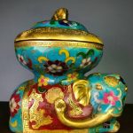5.8'' Qianlong Marked Ancient China Cloisonne Copper Elephant Incense Burner 5.8'' Qianlong Marked Ancient China Cloisonne Copper Elephant Incense Burner