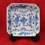 ONE 18th Antique chinese plates KangXi period 12.5cm ONE 18th Antique chinese plates KangXi period 12.5cm