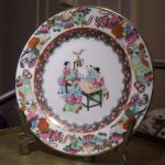 Chinese Guang cai Export Porcelain Famille Plate Chinese Guang cai Export Porcelain Famille Plate