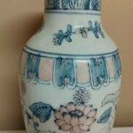 hand painted chinese vase blue pink&white floral hand painted chinese vase blue pink&white floral