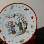 A Vintage Chinese Export Hand Painted Porcelain Plate A Vintage Chinese Export Hand Painted Porcelain Plate