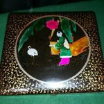 VINTAGE HAND PAINTED LACQUERWARE LOCKABLE JEWELLERY LIDDED TRINKET BOX - NO KEY VINTAGE HAND PAINTED LACQUERWARE LOCKABLE JEWELLERY LIDDED TRINKET BOX - NO KEY
