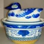 Chinese Pottery Small Lidded Tureen Pot Pate Dish Sitting Duck Shaped Blue Green Chinese Pottery Small Lidded Tureen Pot Pate Dish Sitting Duck Shaped Blue Green