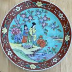 Beautiful Antique Oriental Geisha Decorated Dinner Plate Approx 24cm Beautiful Antique Oriental Geisha Decorated Dinner Plate Approx 24cm
