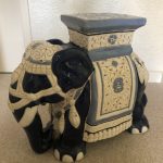 Vintage Hollywood Regency Chinese Blue And White Elephant Pedestal/plant stand Vintage Hollywood Regency Chinese Blue And White Elephant Pedestal/plant stand