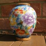 UNRESEARCHED GINGER JAR MULTI COLOURED POLYCHROME TRANSFER PRINT CHINESE ?? GILT UNRESEARCHED GINGER JAR MULTI COLOURED POLYCHROME TRANSFER PRINT CHINESE ?? GILT