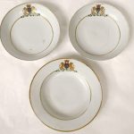 3 porcelain dishes Compagnie Indes coat of arms Thomas de Pange Qianlong 18th