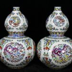 12" Qianlong Year Doucai Porcelain Dynasty Dragon Gourd Pot Vase Pair 12" Qianlong Year Doucai Porcelain Dynasty Dragon Gourd Pot Vase Pair