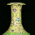 11" Qianlong Year Enamel Color Porcelain Gold Flower Pattern Bottle Vase Pair 11" Qianlong Year Enamel Color Porcelain Gold Flower Pattern Bottle Vase Pair