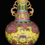 13.7'' Qianlong Marked Enamel Color Porcelain Golden Flower Pattern Bottle Vase 13.7'' Qianlong Marked Enamel Color Porcelain Golden Flower Pattern Bottle Vase