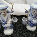 VINTAGE 13'' Porcelain Asian Chinese Man and Woman Carrying Bucket Figurine Stat VINTAGE 13'' Porcelain Asian Chinese Man and Woman Carrying Bucket Figurine Stat